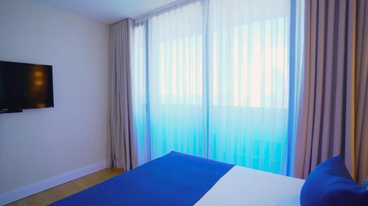 Aparthotel For Batumi Orbi City Zewnętrze zdjęcie